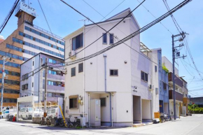 White Color 8ppl 3-story House 4brs&tub free parking